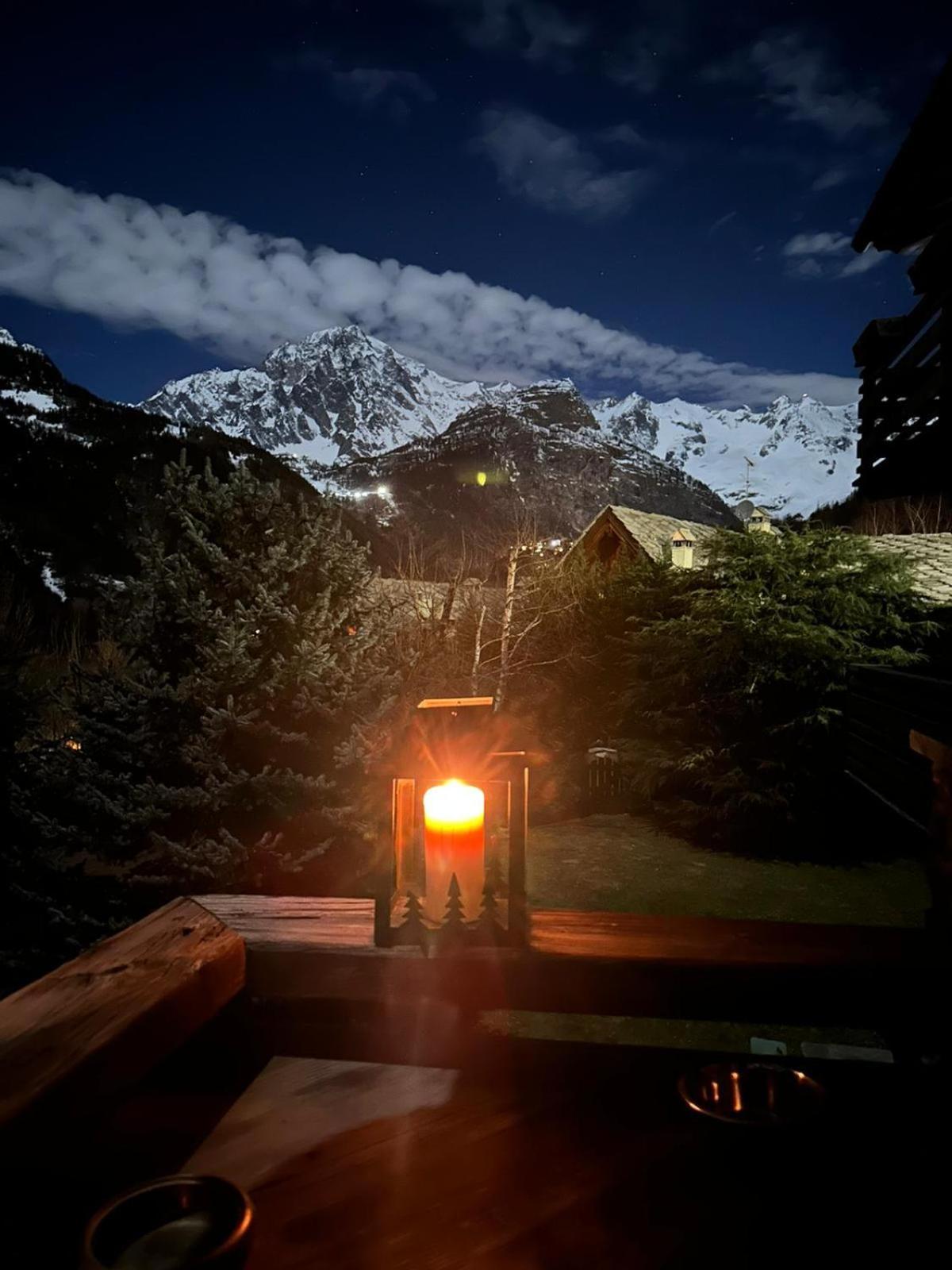Courmayeur~Navetta Gratuita Per Il Centro+Impianti Экстерьер фото